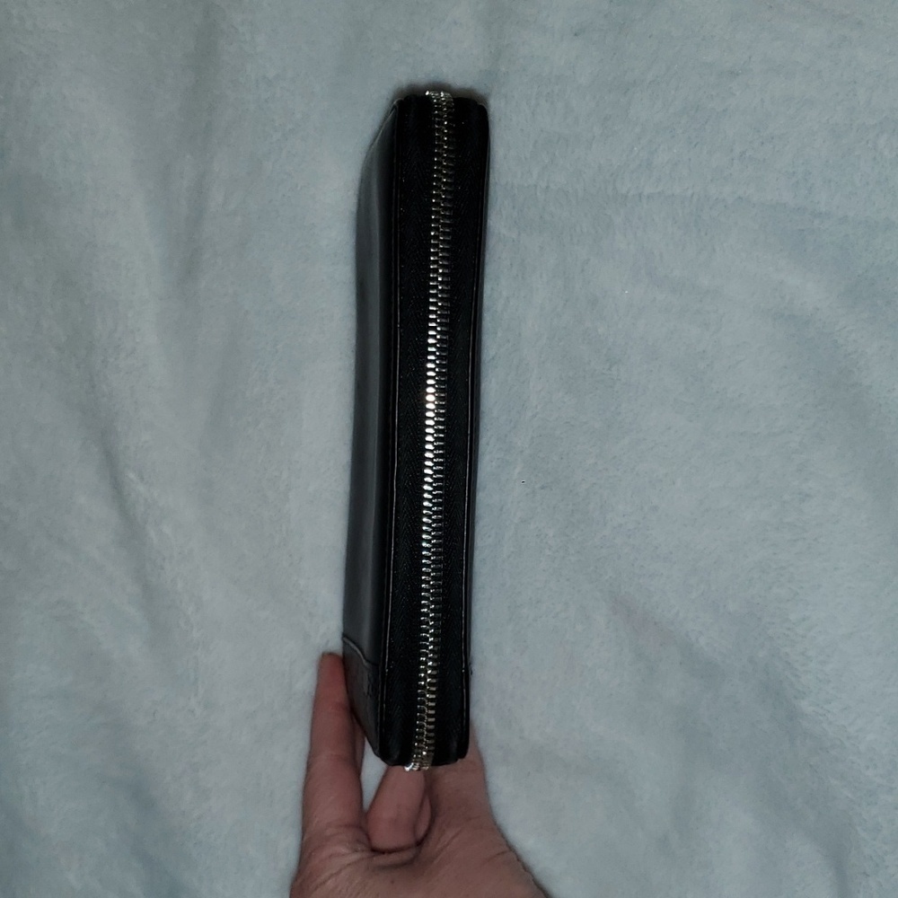 Gucci Zip Around Long Wallet - Picture 11 of 16